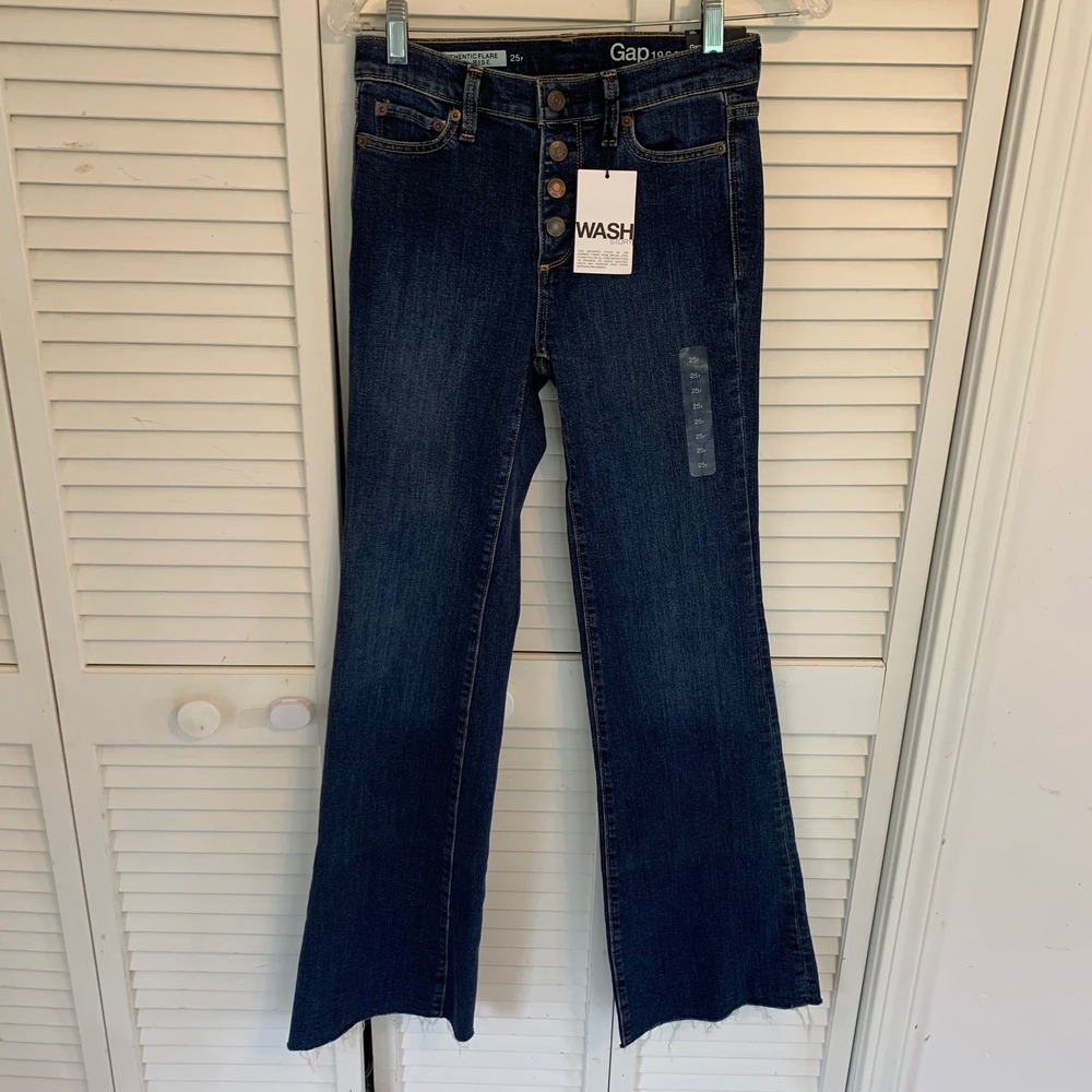 NWT Gap 1969 Authentic‎ Flare High Rise Button Fly Raw Hem W's 25R 32.5" Inseam